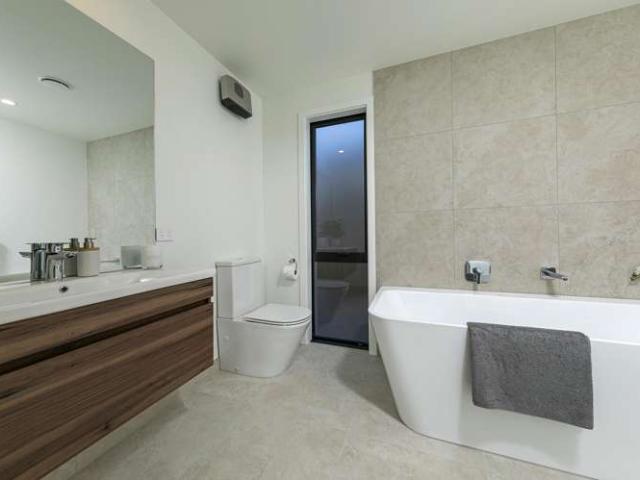 House for sale in Otakou