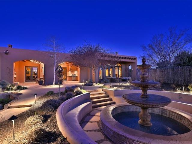 House for sale in Santa Fe, New Mexico
