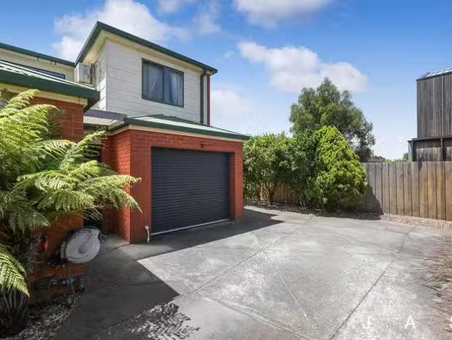 House for rent in Spotswood, Victoria