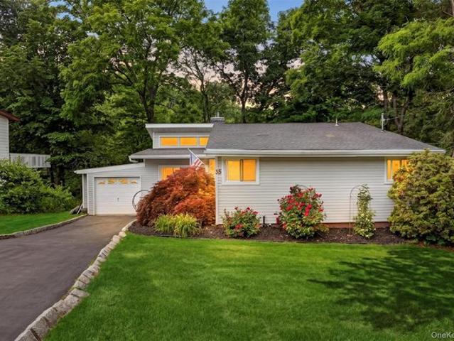 House for sale in New York
