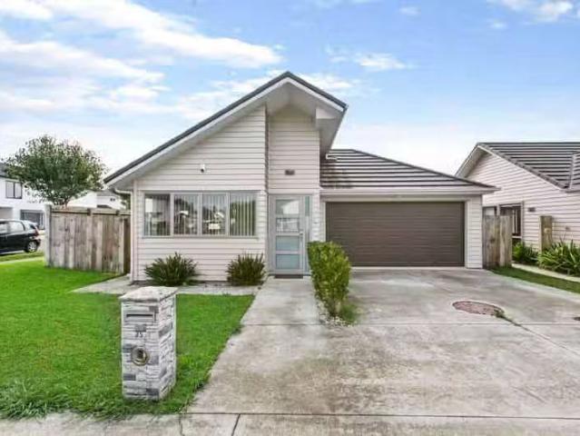 House for sale in Papakura
