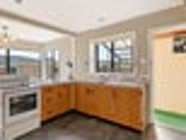 House for sale in Stratford, Stratford District