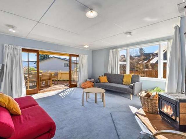 House for sale in Otakou