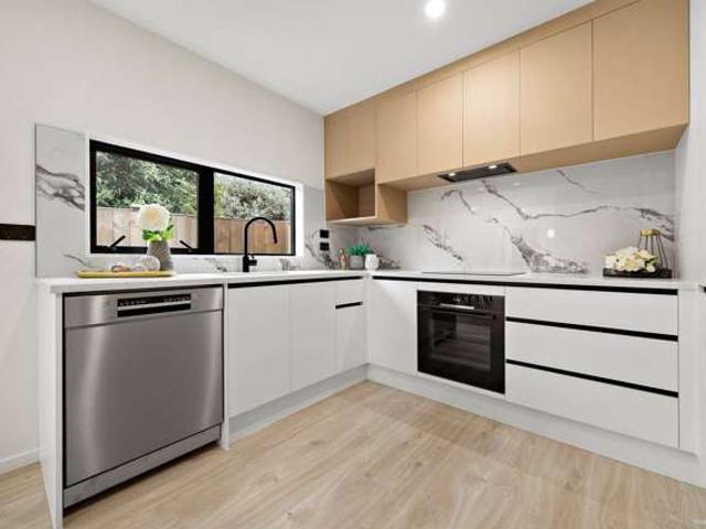 Townhouse for sale in Balmoral