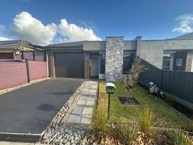 Apartment for rent in Camerons Creek, Victoria