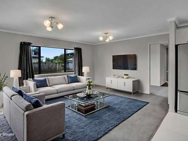 Townhouse for sale in Inglewood, Taranaki