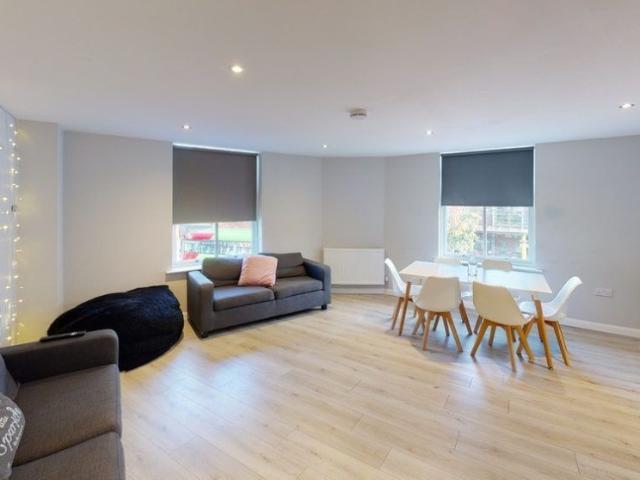 House for rent in Headingley Hill, Headingley