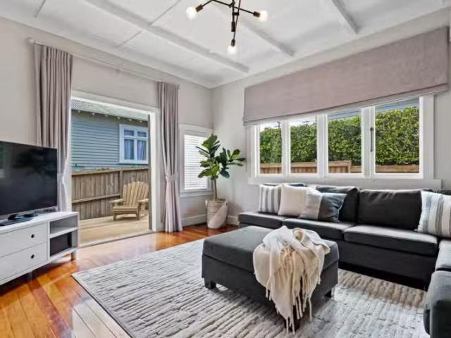 House for sale in Auckland, Oroua County