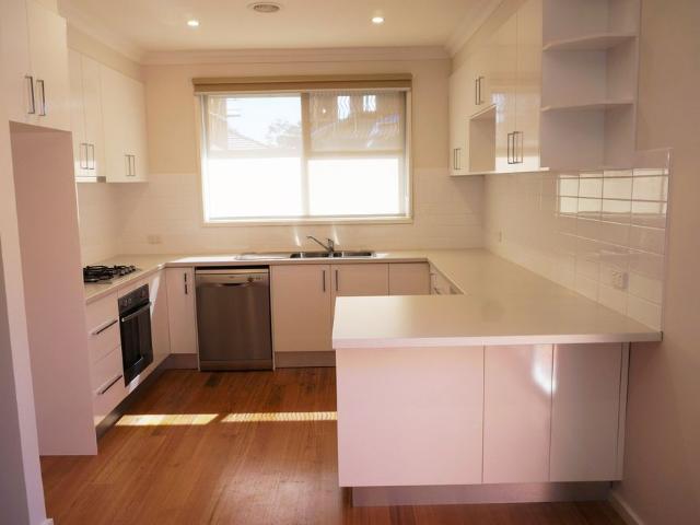 Townhouse for rent in Camerons Creek, Victoria