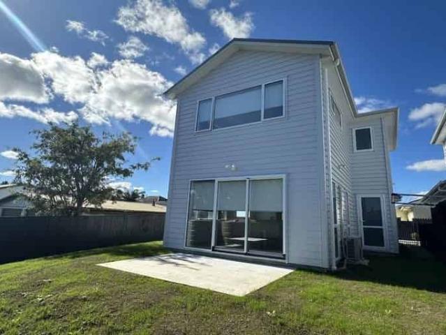 House for rent in Papakura, Oroua County