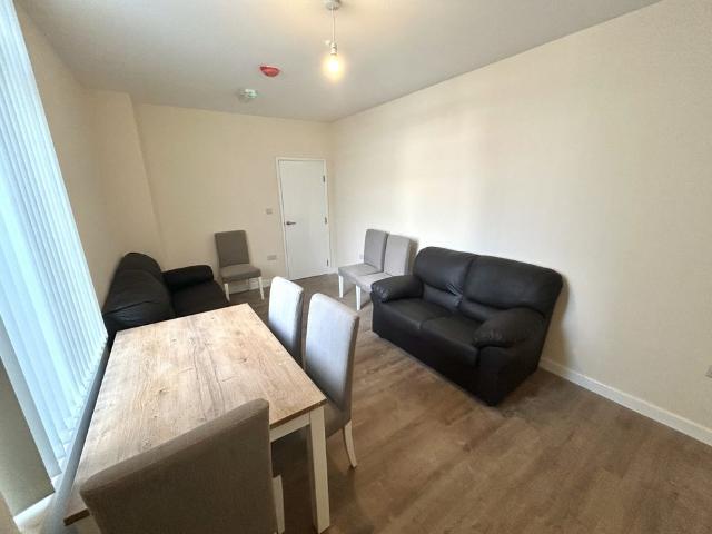 Room for rent in Pontypridd, Wales
