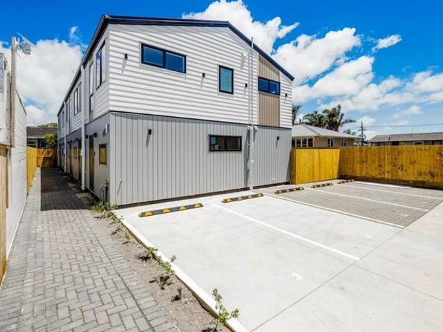 House for rent in Owhata, Oroua County