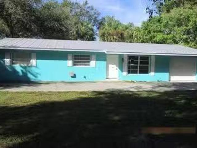 House for sale in Vero Beach