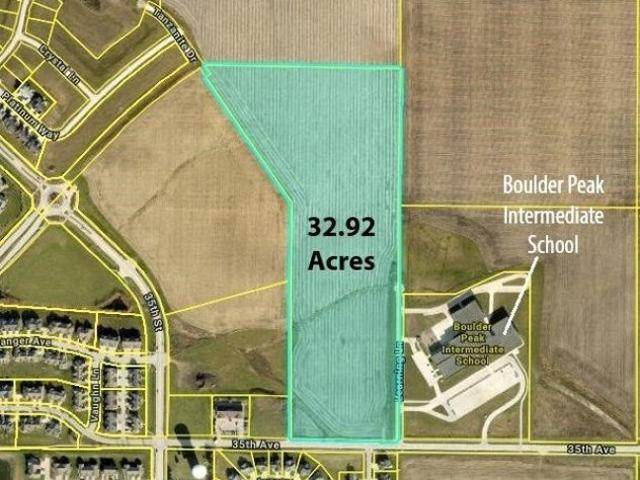 Land for sale in Linn, Iowa