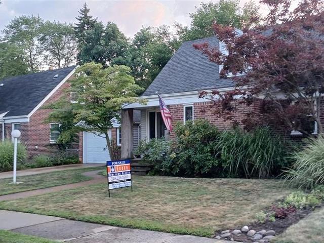 House for sale in Dearborn Heights, Michigan