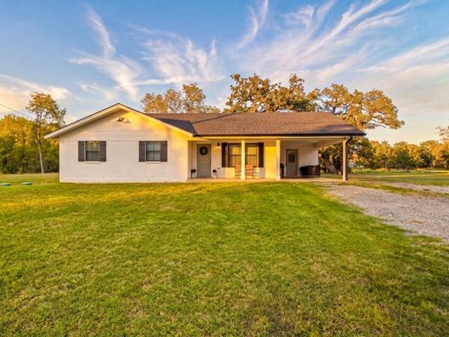 House for sale in Caldwell, Burleson County