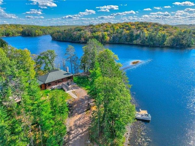 House for sale in Springbrook, Wisconsin