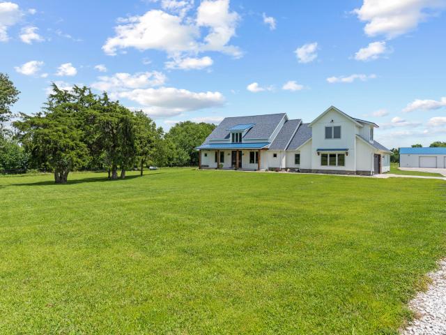 House for sale in Ash Grove, Missouri