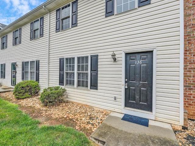 Townhouse for sale in Virginia