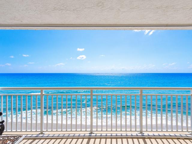 Condo for sale in Palm Beach, Florida