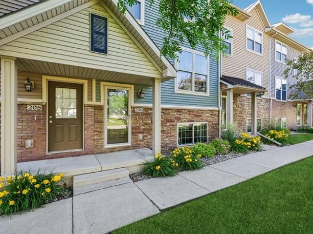 Townhouse for sale in Grimes, Iowa
