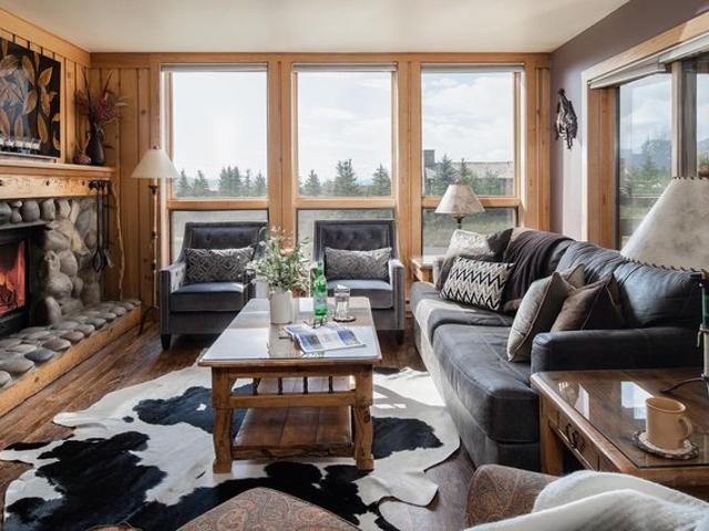 Condo for sale in Wyoming