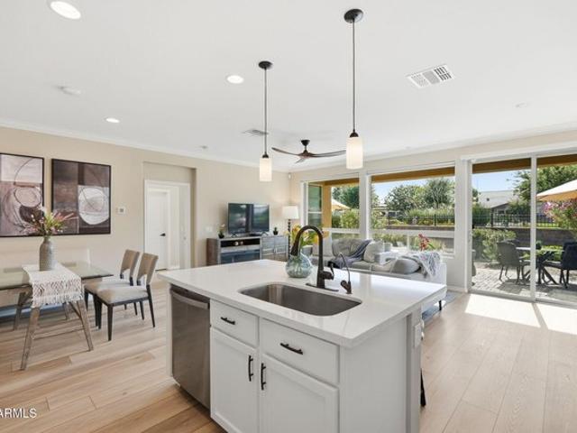 Townhouse for sale in Queen Creek, Arizona