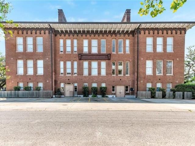 Condo for sale in Garden District, New Orleans