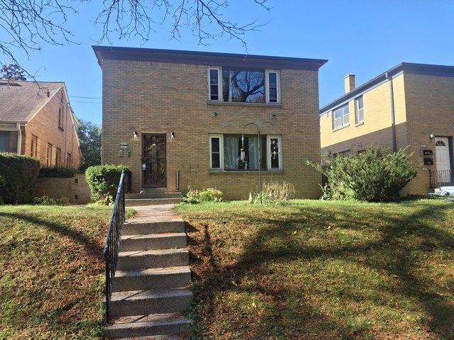 House for sale in Milwaukee, Milwaukee County