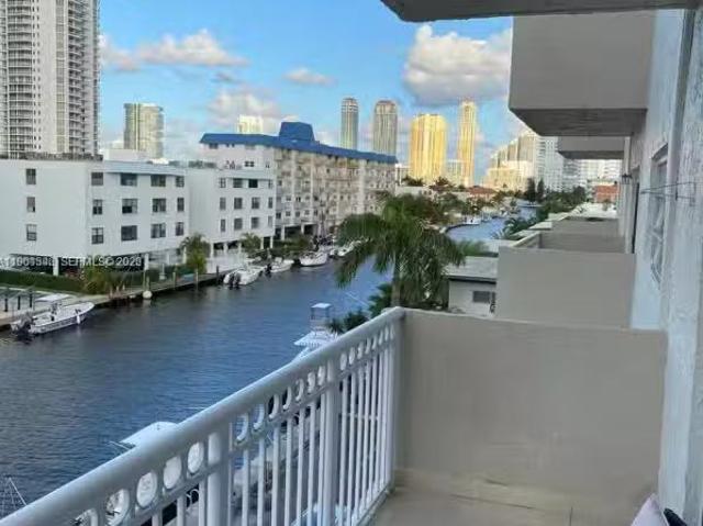 Apartment for rent in North Miami Beach, Florida