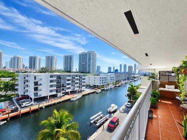 Condo for sale in North Miami Beach, Florida