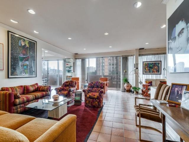 Condo for sale in Dallas, Texas