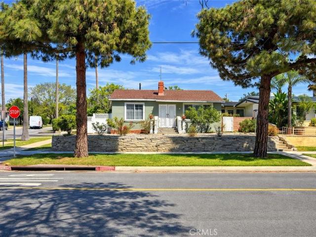 House for sale in Long Beach, California