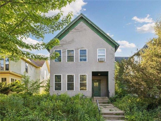 House for sale in Hennepin, Minnesota