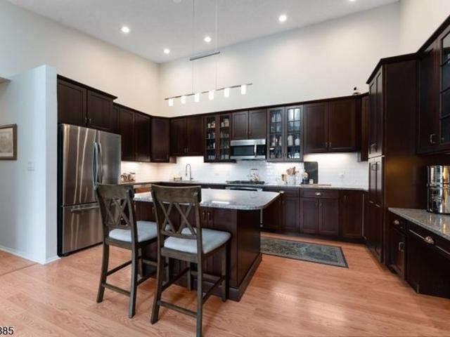 Condo for sale in Bridgewater, New Jersey