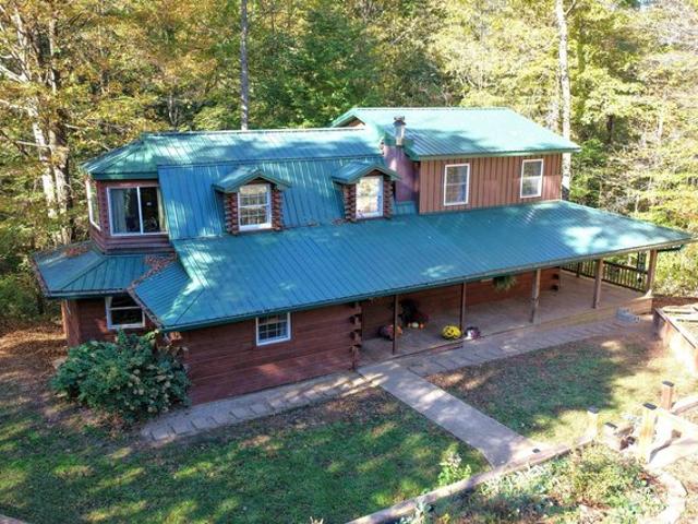 House for sale in Medora, Jackson County