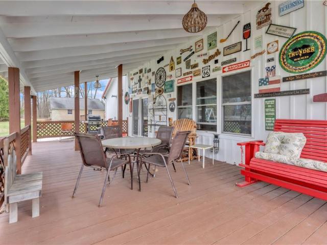 House for sale in Cooksburg, Pennsylvania