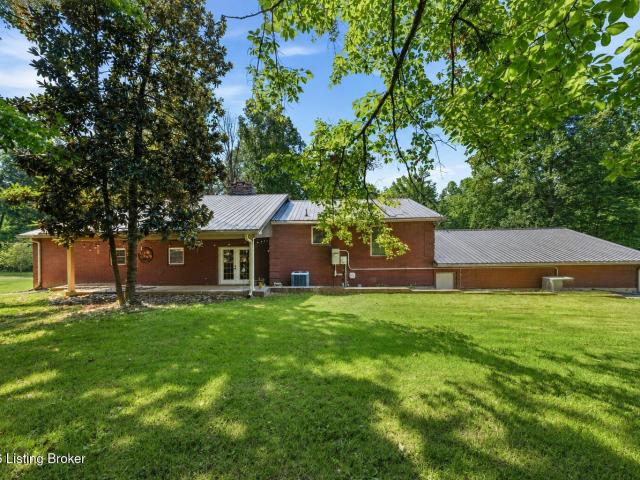 House for sale in Cecilia, Kentucky