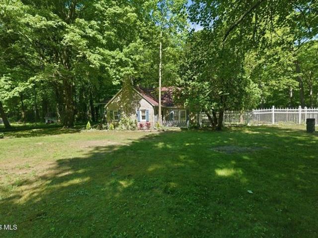 House for sale in Swanton, Ohio
