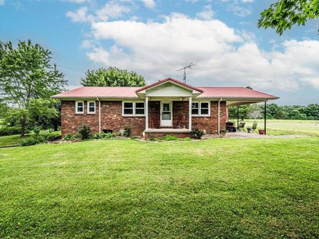 House for sale in Brownsville, Kentucky