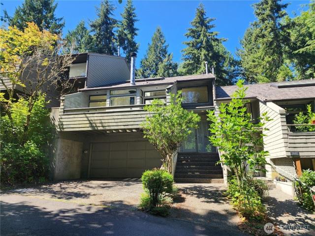 Townhouse for rent in Mercer Island, Washington