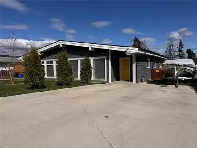 House for sale in Vernon, British Columbia