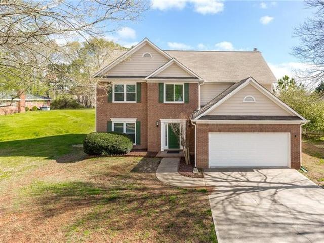 House for sale in Suwanee, Gwinnett County