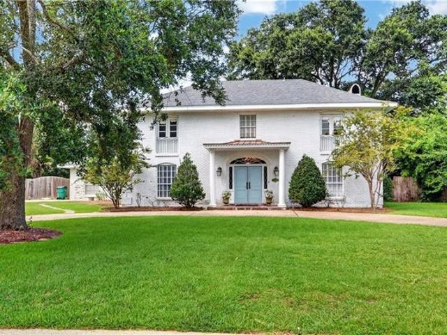 House for sale in Mandeville, Louisiana