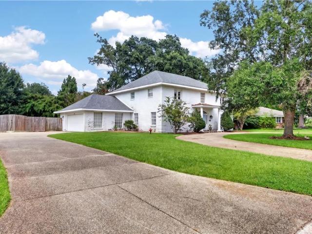 House for sale in Mandeville, Louisiana