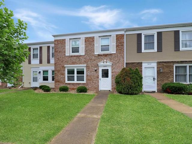 Condo for sale in Edwards, Illinois