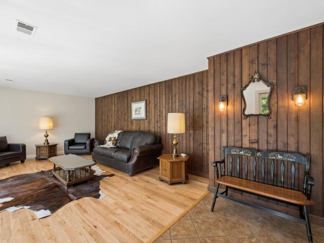 House for sale in Mchenry, Illinois