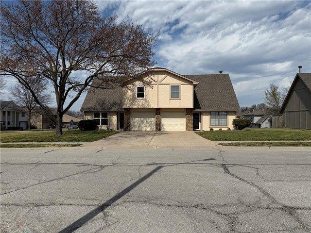 Townhouse for sale in Blue Springs, Missouri