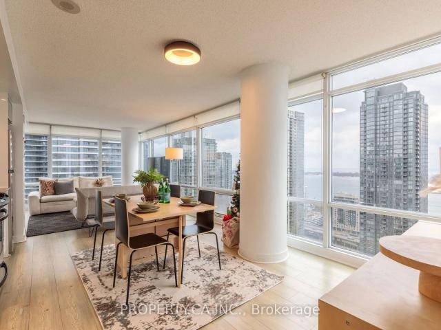 Condo for sale in Toronto, Golden Horseshoe