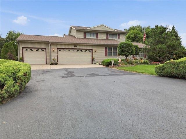 House for sale in Whiteside, Illinois